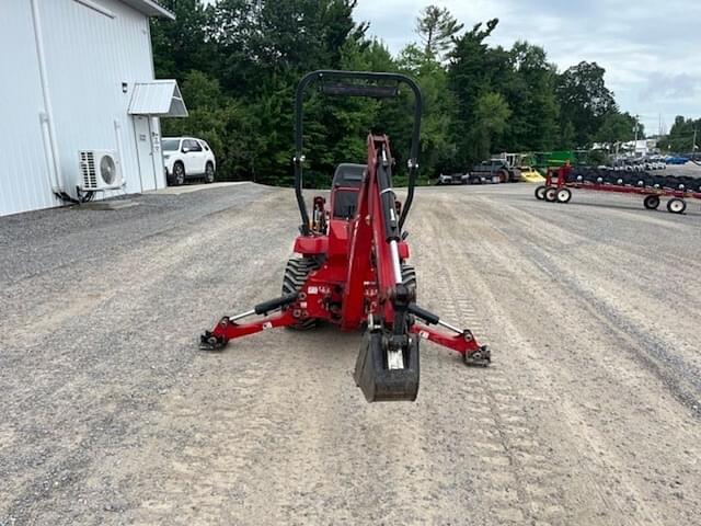 Image of Massey Ferguson GC1710 equipment image 3