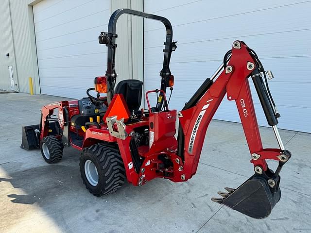 Image of Massey Ferguson GC1710 equipment image 2