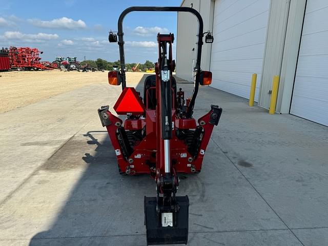 Image of Massey Ferguson GC1710 equipment image 3