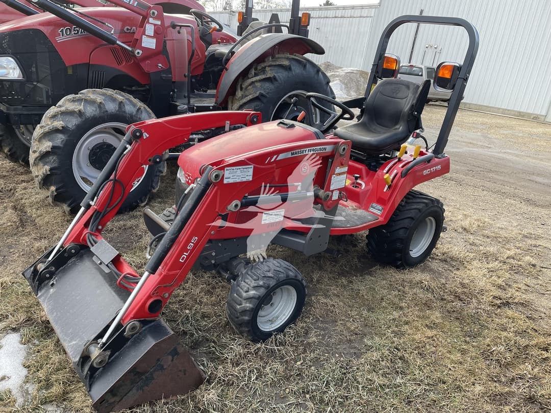 Image of Massey Ferguson GC1715 Image 1