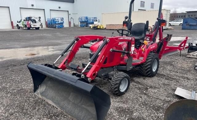 Image of Massey Ferguson GC1720 equipment image 2