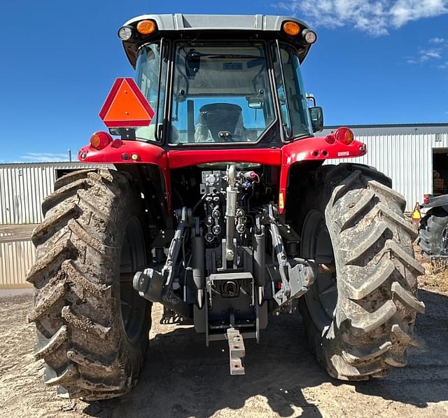 Image of Massey Ferguson 6715S equipment image 1