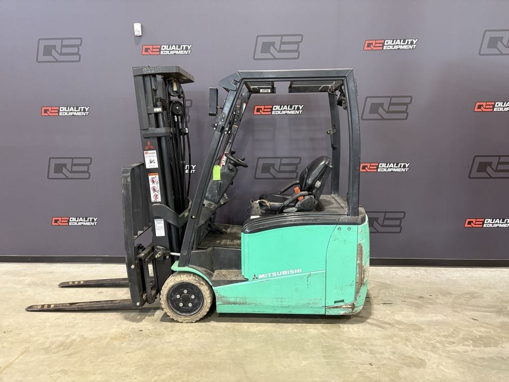 2018 Mitsubishi FB20PNT Equipment Image0