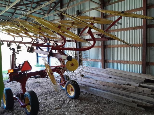 Image of New Holland 1225 equipment image 3