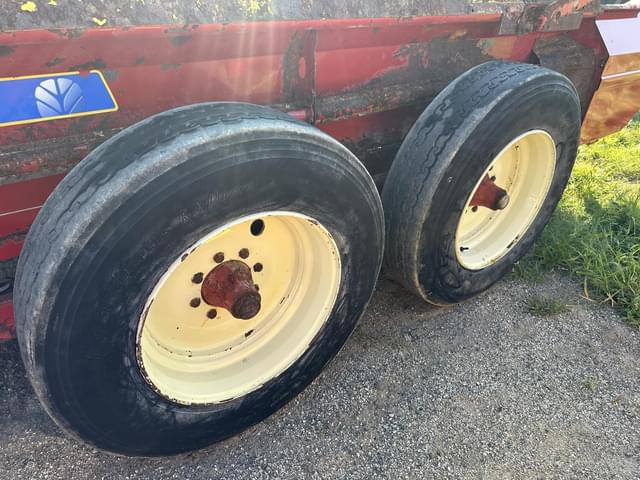 Image of New Holland 185 equipment image 1