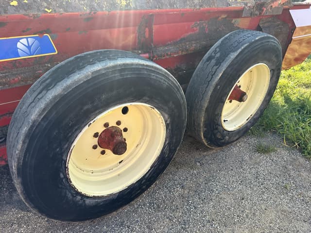 Image of New Holland 185 equipment image 1