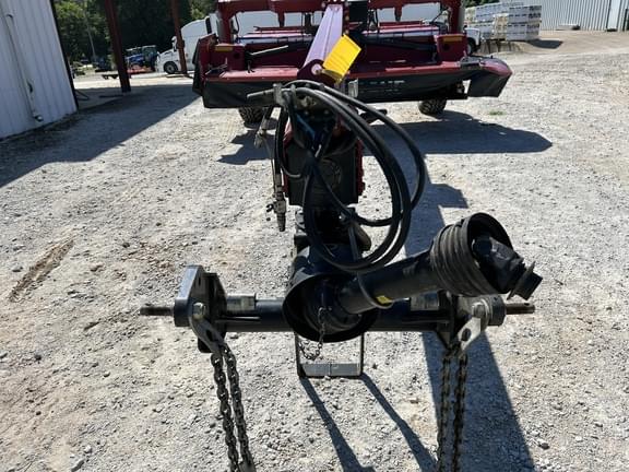 Image of New Holland 312 equipment image 4