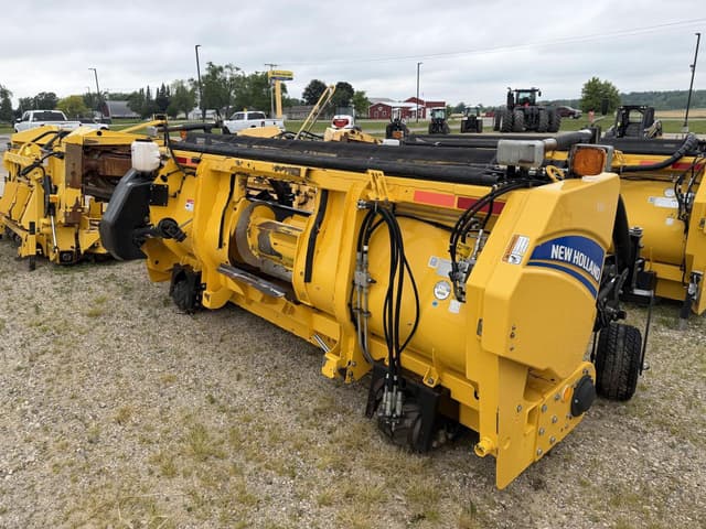 Image of New Holland 380FPA equipment image 4