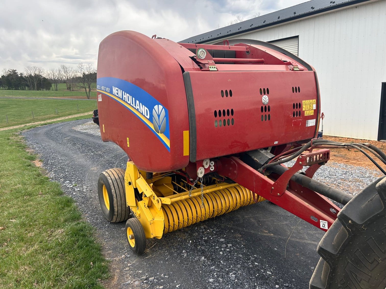 2018 New Holland RB450 Equipment Image0