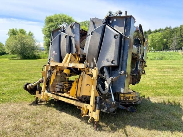 Image of New Holland 900BFI equipment image 2