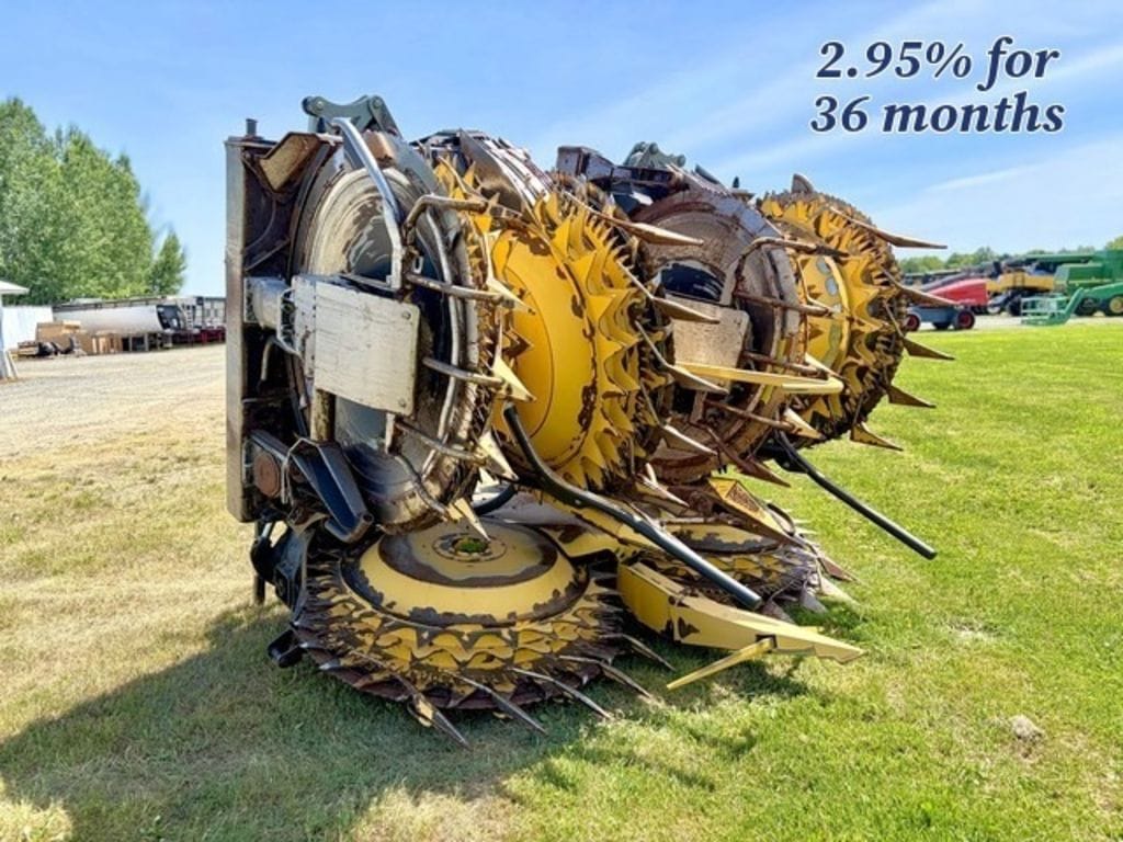 2018 New Holland 900BFI Equipment Image0