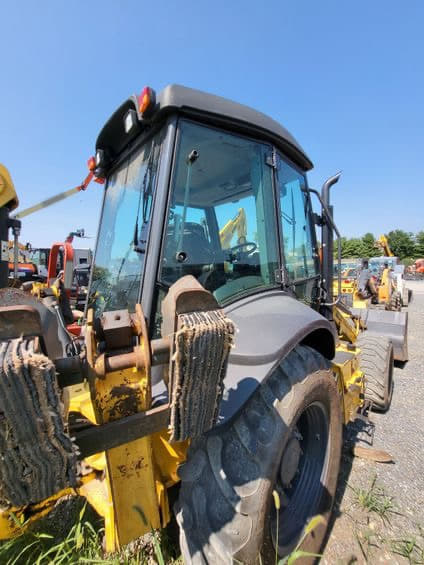 Image of New Holland B95C equipment image 4