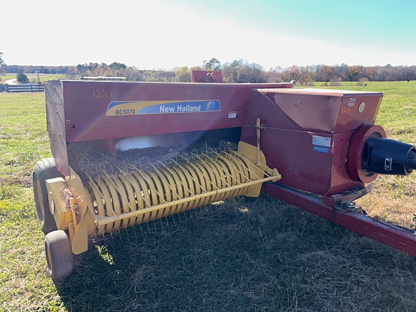 2018 New Holland BC5070 Equipment Image0