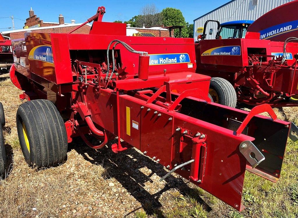Image of New Holland BC5060 Image 1