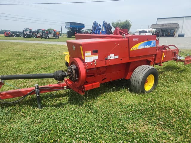 Image of New Holland BC5070 equipment image 3