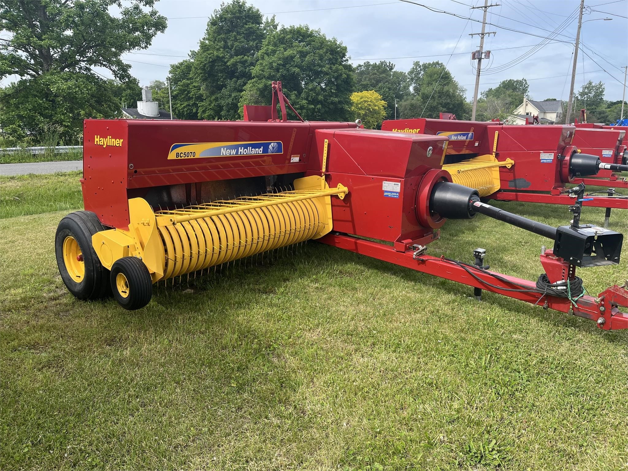 2018 New Holland BC5070 Equipment Image0