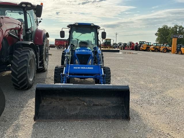 Image of New Holland Boomer 50 equipment image 2