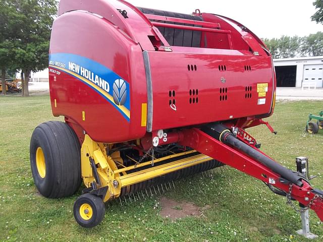 Image of New Holland RB560 Specialty Crop equipment image 3