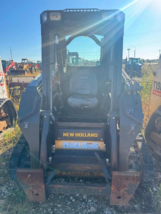 Image of New Holland C227 equipment image 1