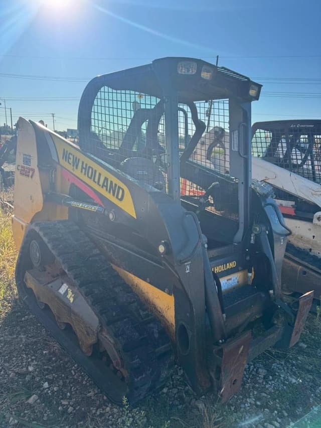 Image of New Holland C227 equipment image 2