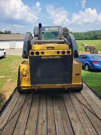 Image of New Holland C232 equipment image 2