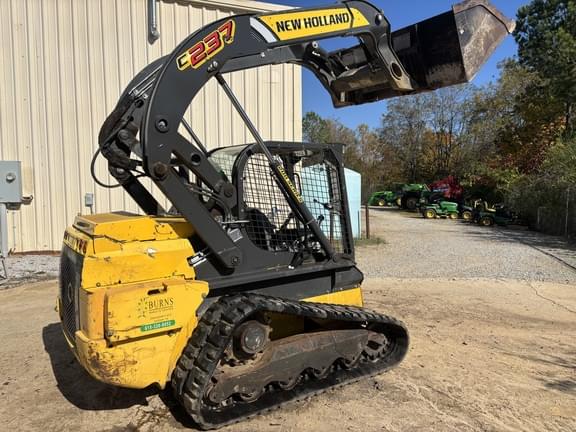 Image of New Holland C237 equipment image 4