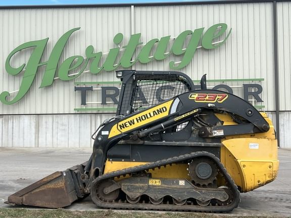 2018 New Holland C237 Equipment Image0