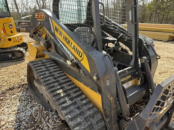 Image of New Holland C237 equipment image 4