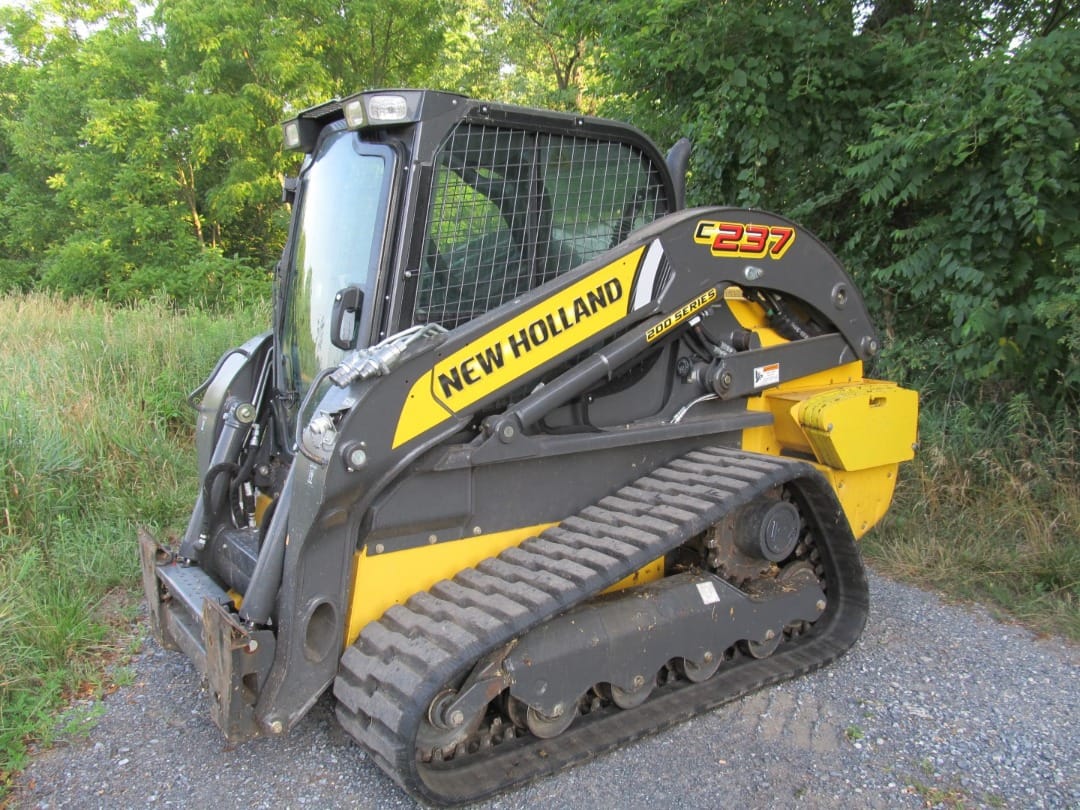 Main image New Holland C237