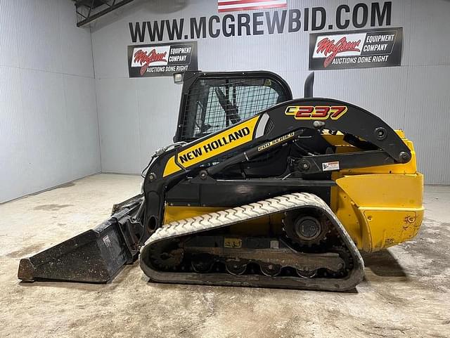 Image of New Holland C237 equipment image 2
