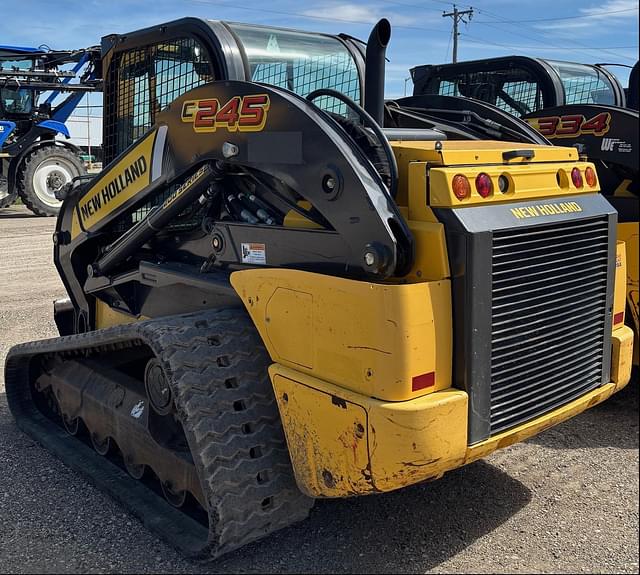 Image of New Holland C245 equipment image 3
