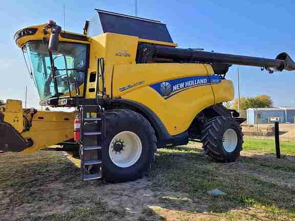 Image of New Holland CR6.90 Primary image