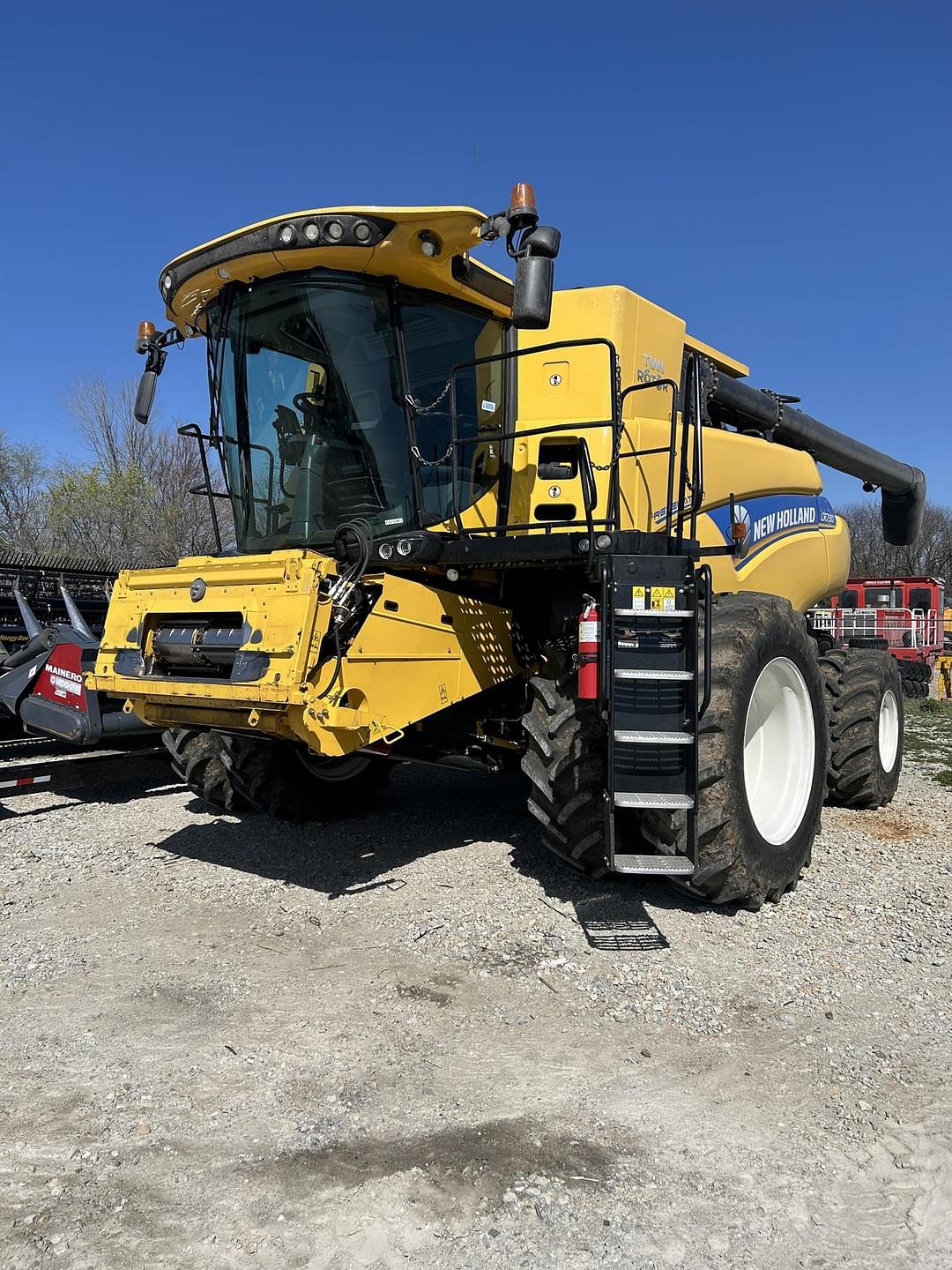 Image of New Holland CR7.90 Primary image