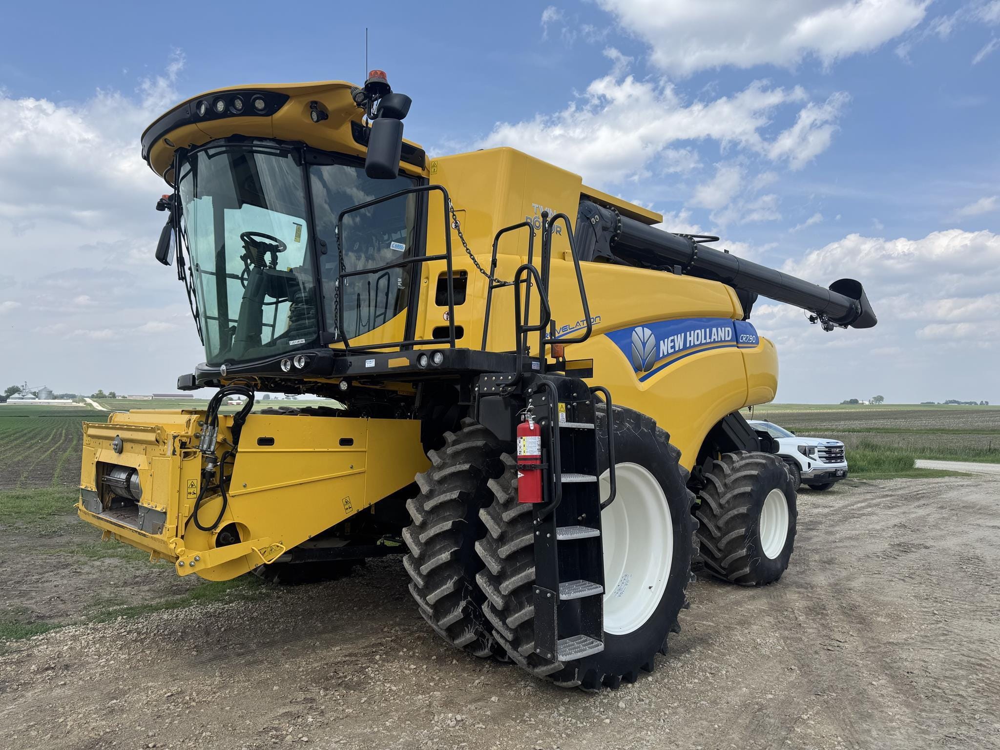 2018 New Holland CR7.90 Equipment Image0