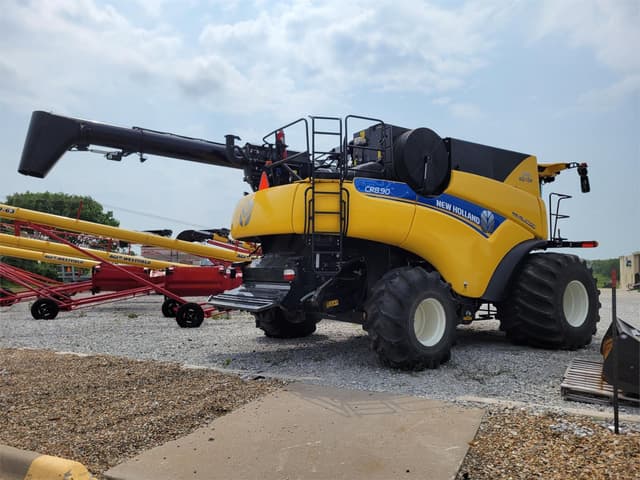 Image of New Holland CR8.90 equipment image 3