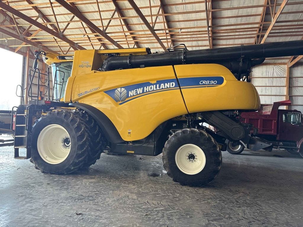 2018 New Holland CR8.90 Equipment Image0