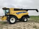 2018 New Holland CR8.90 Image