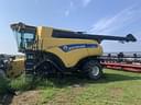 2018 New Holland CR8.90 Image