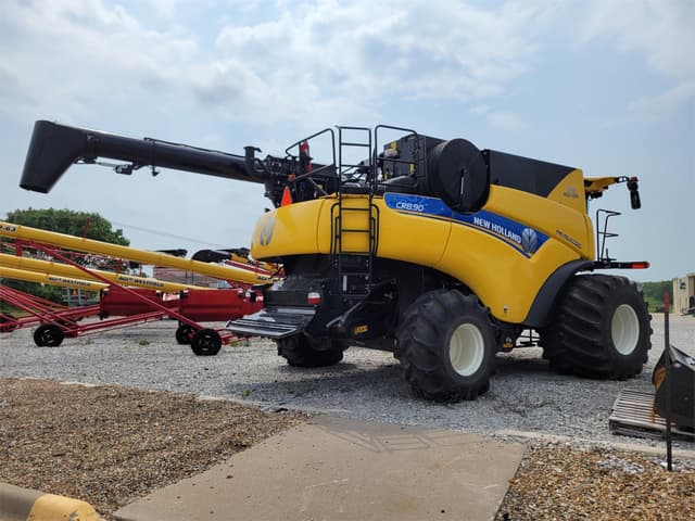 Image of New Holland CR8.90 equipment image 3