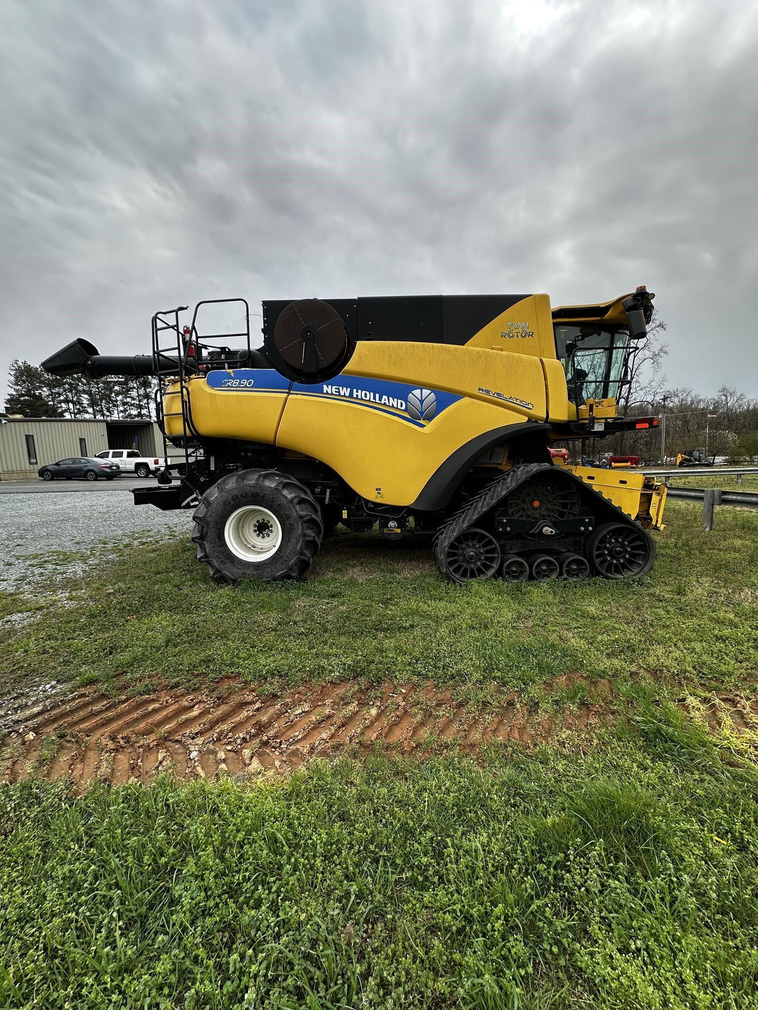 2018 New Holland CR8.90 Equipment Image0
