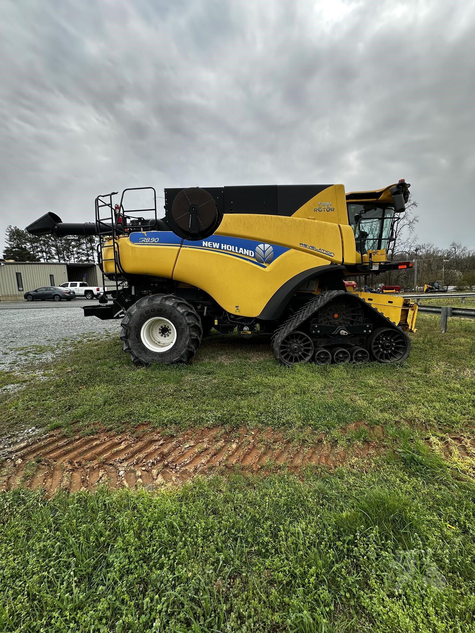 2018 New Holland CR8.90 Equipment Image0