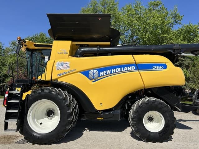 Image of New Holland CR8.90 equipment image 2