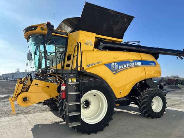 Image of New Holland CR8.90 equipment image 4