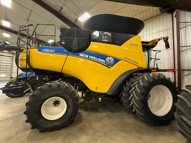 Image of New Holland CR8.90 equipment image 1