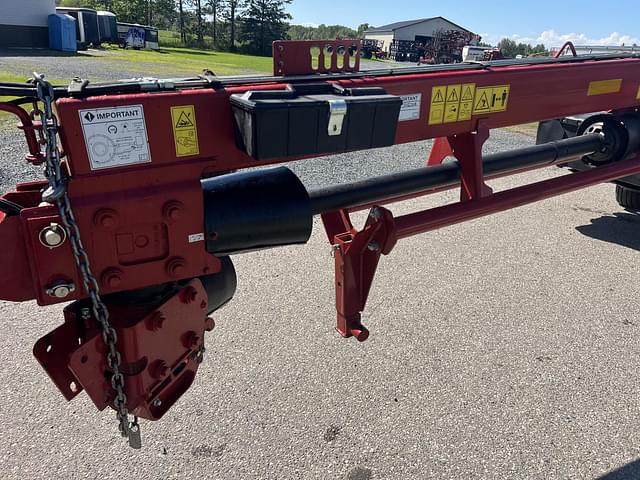 Image of New Holland Discbine 313 equipment image 4