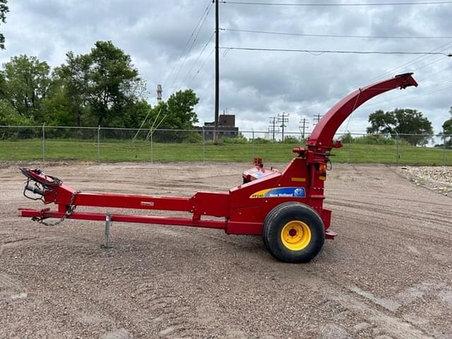 Image of New Holland FP240 equipment image 1