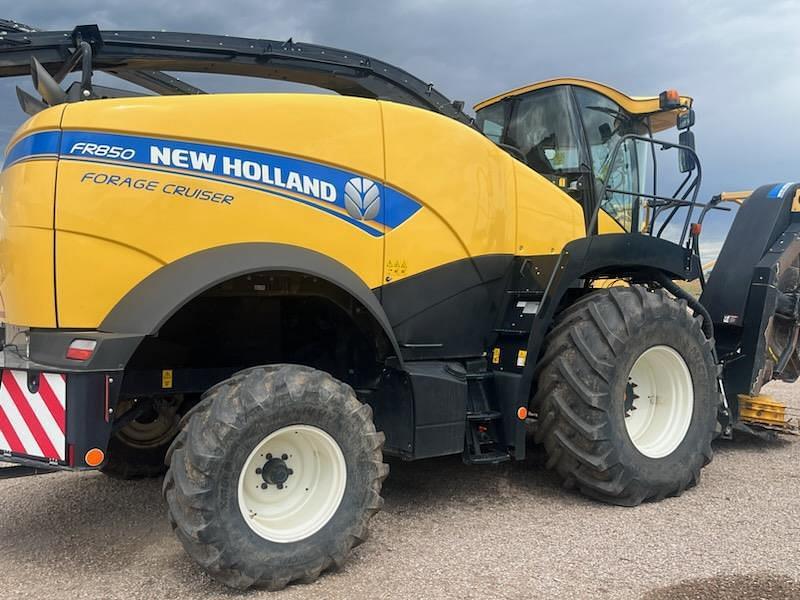 Image of New Holland FR850 Image 0