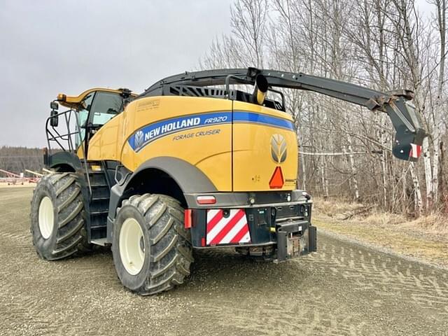 Image of New Holland FR920 equipment image 4