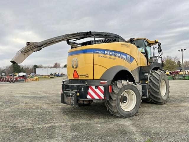 Image of New Holland FR920 equipment image 3