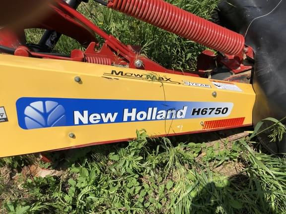 Image of New Holland H6750 equipment image 1